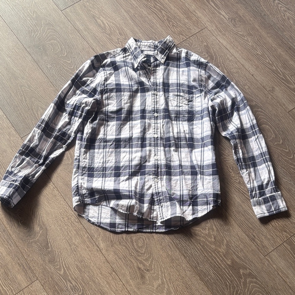 American Eagle Outfitters Navy and White Checkered Shirt